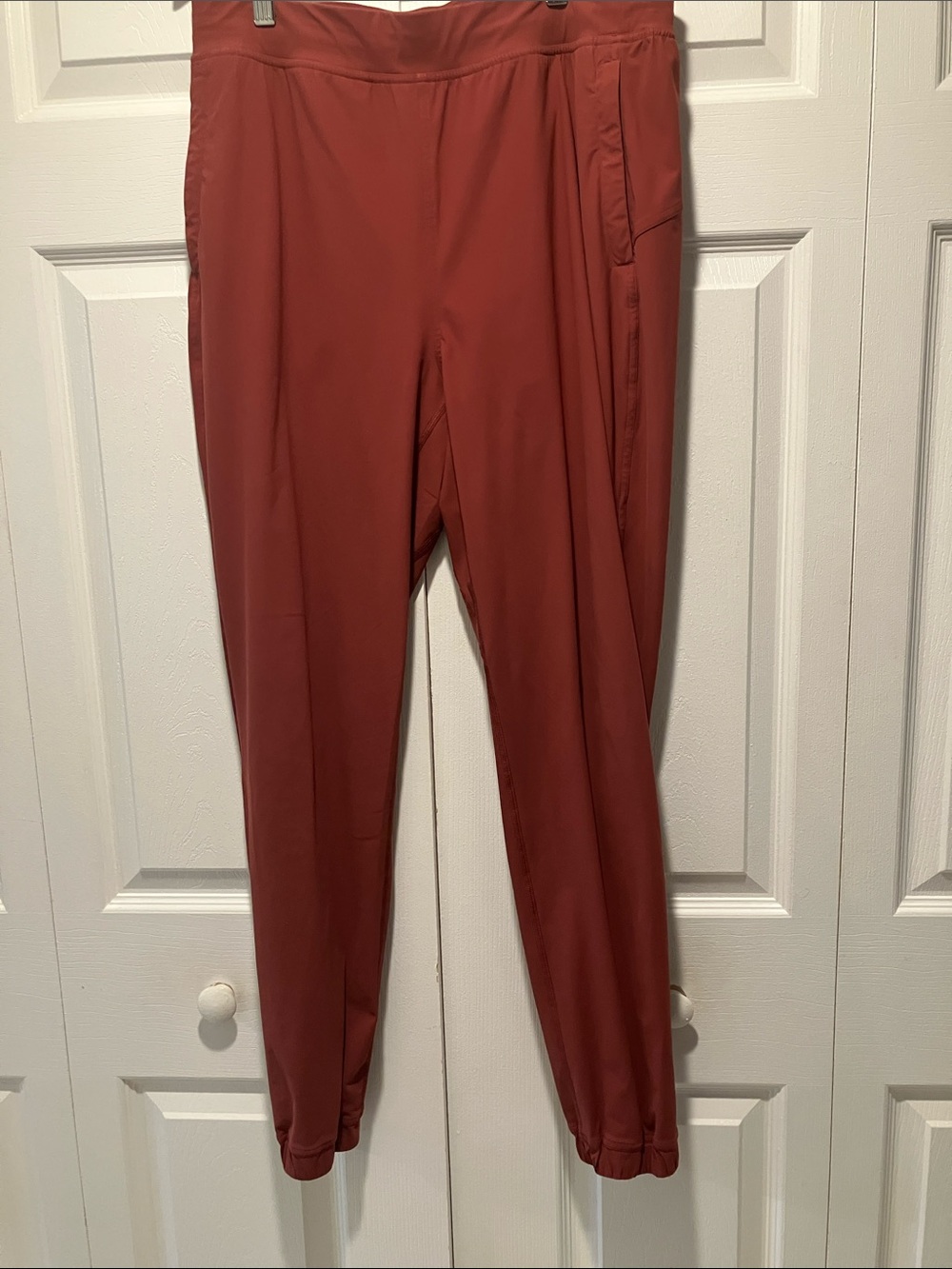 Women’s Adapted State Jogger size 10